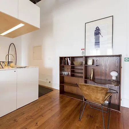 Lovelystay - Urban Loft - Downtown Apartment Porto