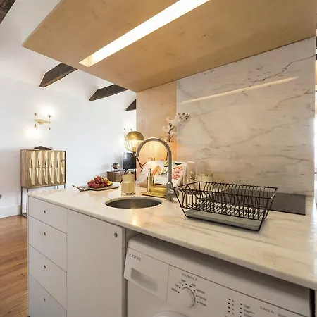 Lovelystay - Urban Loft - Downtown Porto