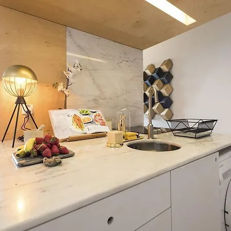 Apartment Lovelystay - Urban Loft - Downtown *